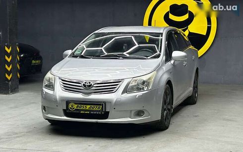Toyota Avensis 2010 - фото 3