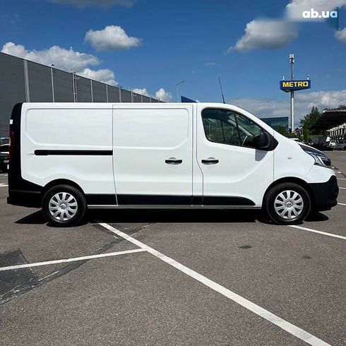 Renault Trafic 2021 - фото 2