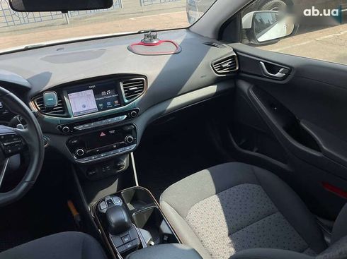 Hyundai Ioniq 2019 - фото 18