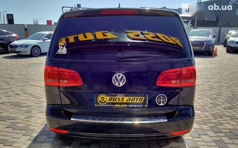 Volkswagen Touran 2012 - фото 4