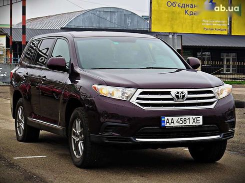 Toyota Highlander 2013 - фото 2