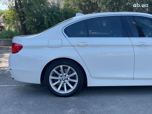 BMW 5 серия 2015 белый - фото 6