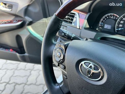 Toyota Camry 2013 - фото 19