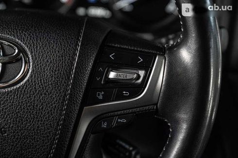 Toyota Land Cruiser 2017 - фото 19