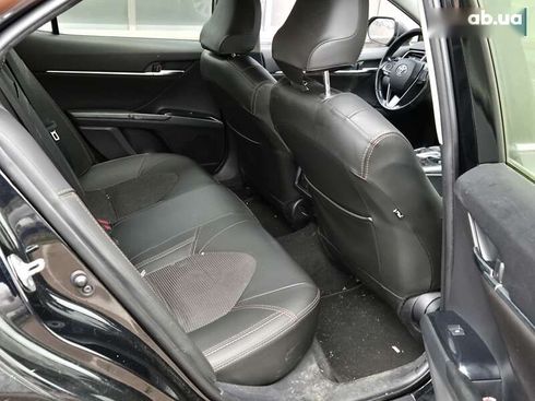 Toyota Camry 2019 - фото 12