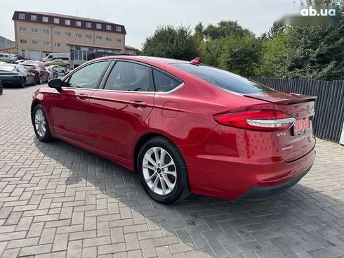 Ford Fusion 2020 - фото 3