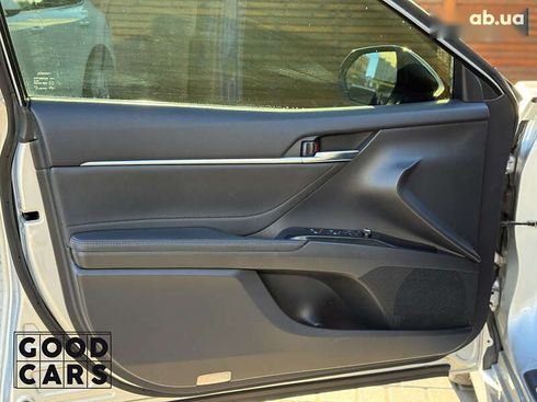 Toyota Camry 2018 - фото 15