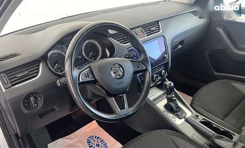 Skoda Octavia 2018 - фото 6