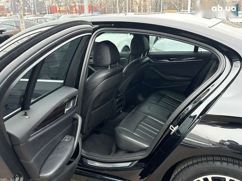 BMW 5 серия 2017 - фото 21