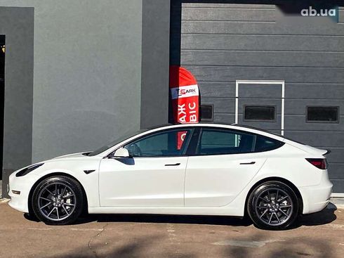 Tesla Model 3 2023 - фото 6