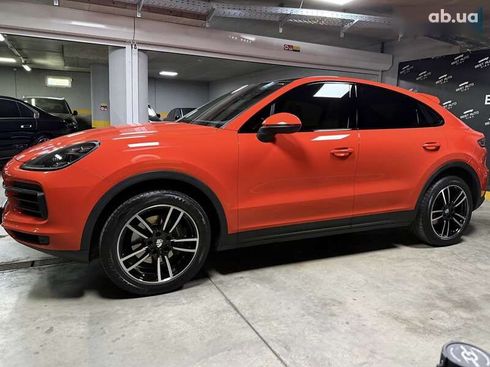 Porsche Cayenne Coupe 2020 - фото 18