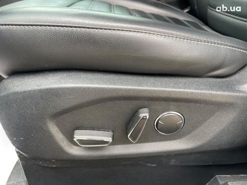Ford Edge 2018 серый - фото 36