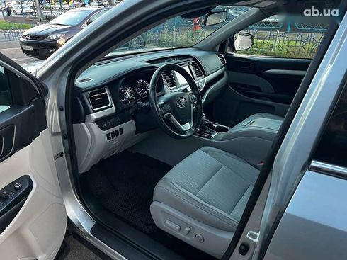 Toyota Highlander 2019 - фото 8