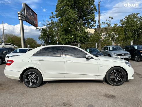 Mercedes-Benz E-Класс 2011 белый - фото 8