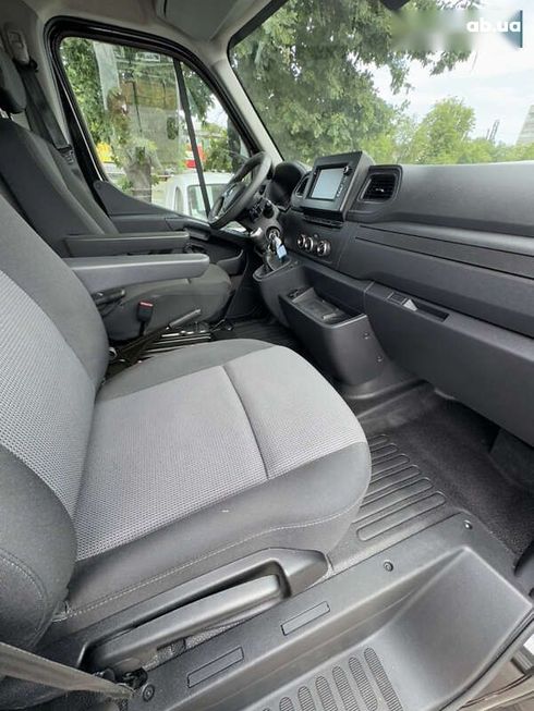 Renault Master 2021 - фото 28