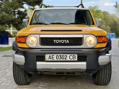 Toyota FJ Cruiser 2007 - фото 8