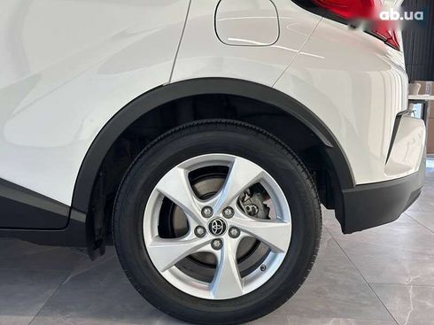 Toyota C-HR 2019 - фото 7