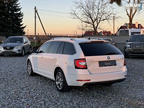 Skoda Octavia 2017 - фото 7