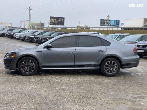 Volkswagen Passat 2012 серый - фото 4