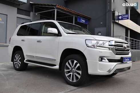 Toyota Land Cruiser 2016 - фото 7