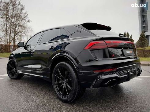 Audi RS Q8 2024 - фото 9