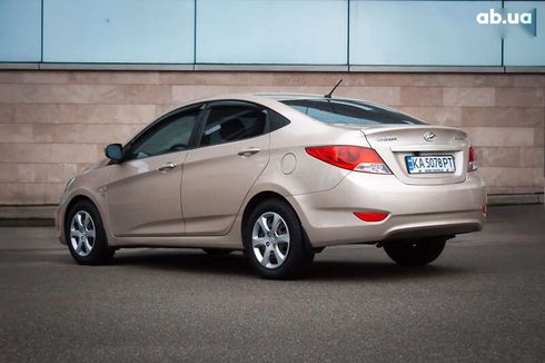 Hyundai Accent 2012 - фото 5