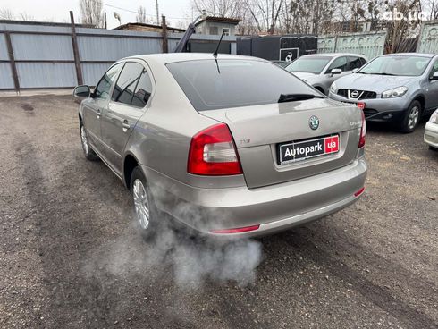 Skoda octavia a5 2011 бежевый - фото 9