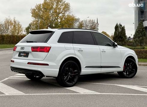 Audi Q7 2018 - фото 19