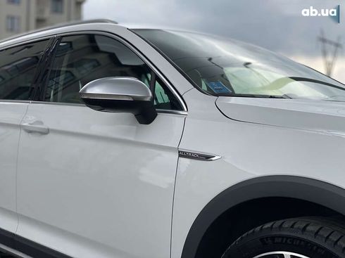 Volkswagen passat alltrack 2020 - фото 19