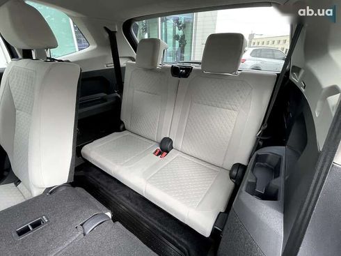 Volkswagen Tiguan 2019 - фото 19