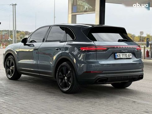 Porsche Cayenne 2018 - фото 12