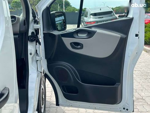 Renault Trafic 2019 - фото 22