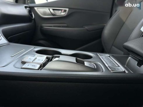 Hyundai Kona Electric 2020 - фото 12
