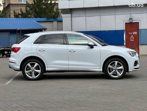 Audi Q3 2021 белый - фото 6