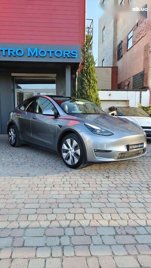 Tesla Model Y 2023 - фото 4