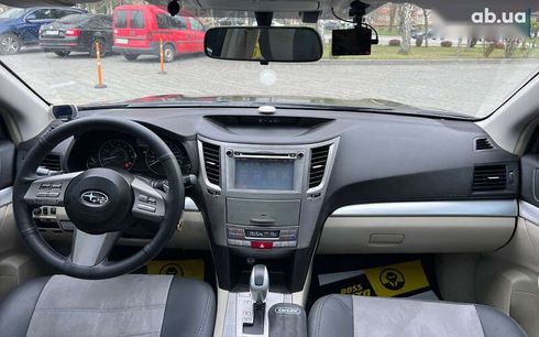 Subaru Outback 2010 - фото 12