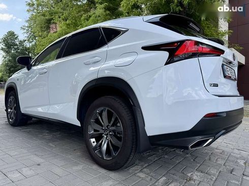 Lexus NX 2021 - фото 20
