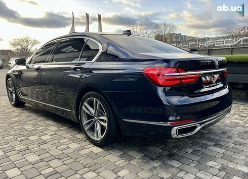 BMW 7 серия 2016 - фото 7