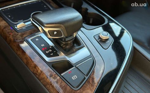 Audi Q7 2017 - фото 16