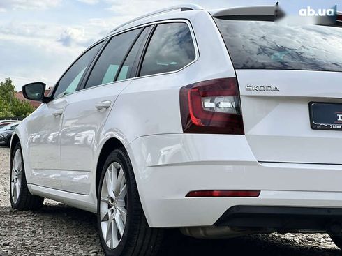 Skoda Octavia 2020 - фото 12
