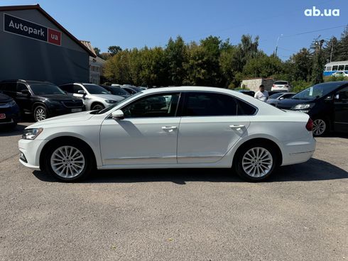 Volkswagen Passat 2016 белый - фото 25