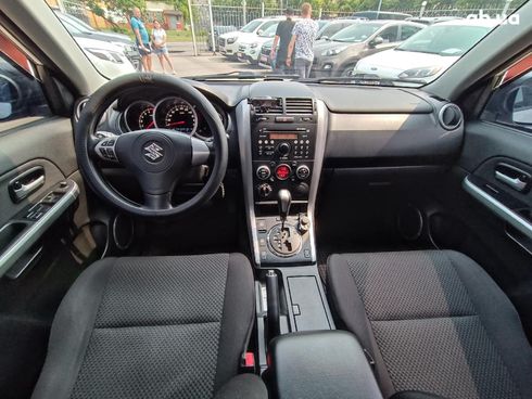 Suzuki Grand Vitara 2011 серый - фото 24