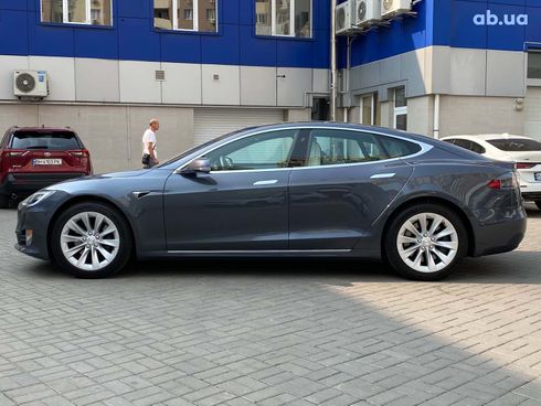 Tesla Model S 2017 серый - фото 8