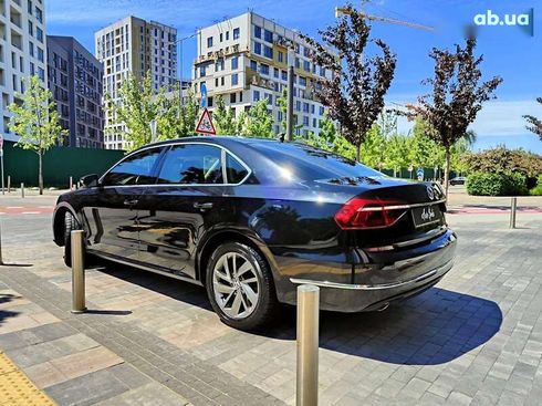 Volkswagen Passat 2017 - фото 11