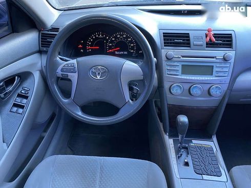 Toyota Camry 2008 - фото 17