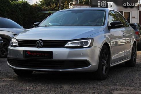 Volkswagen Jetta 2012 - фото 2