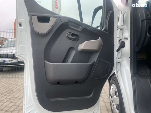 Nissan NV400 2017 - фото 23