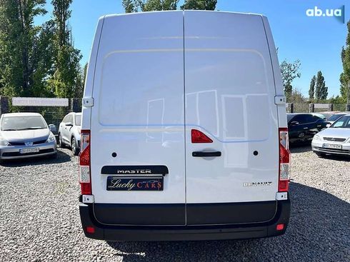 Renault Master 2023 - фото 6