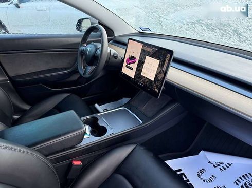 Tesla Model 3 2021 - фото 7