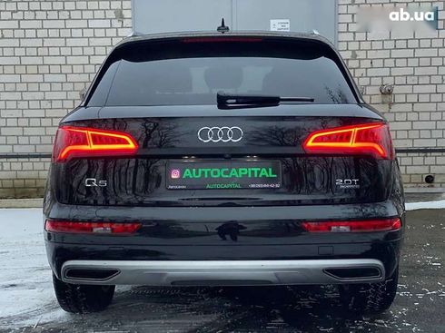 Audi Q5 2018 - фото 11